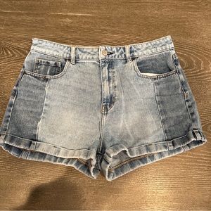 Women’s PacSun Mom Jean Shorts
